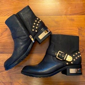 Vince Camuto Windetta boots